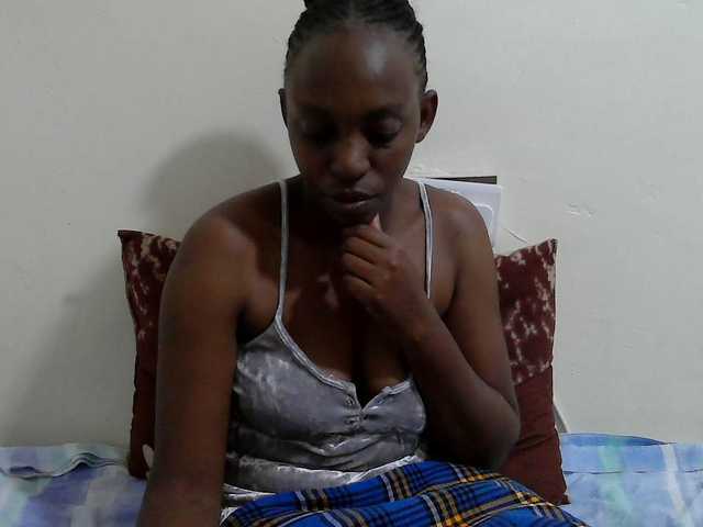 Anitah1 live cam on BongaCams