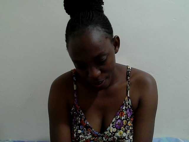Anitah1 live cam on BongaCams