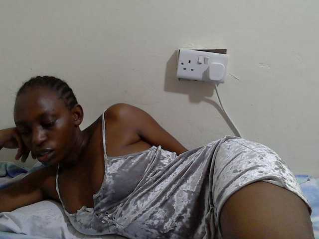 Anitah1 live cam on BongaCams
