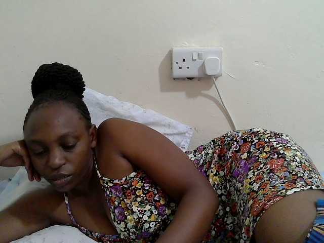 Anitah1 live cam on BongaCams