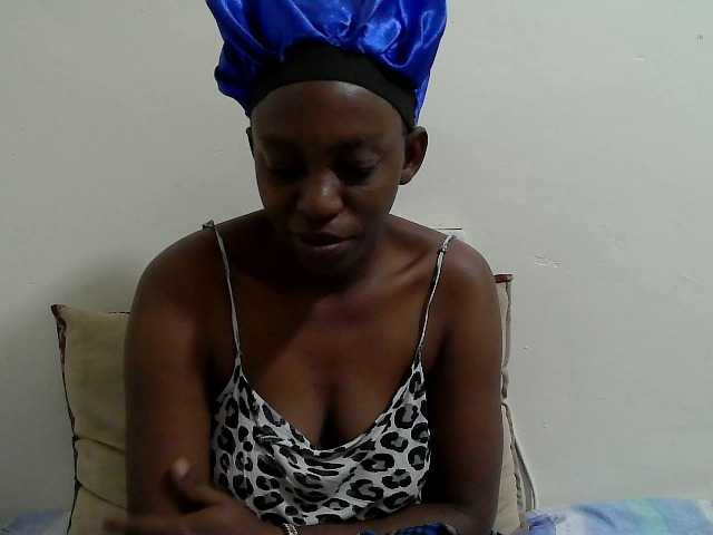 Anitah1 live cam on BongaCams