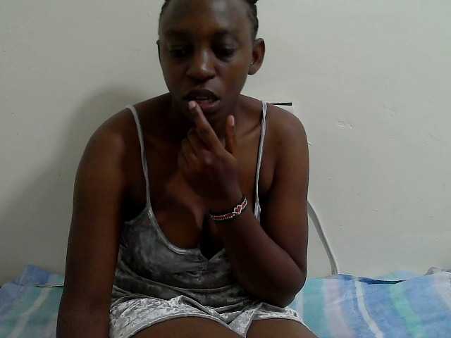 Anitah1 live cam on BongaCams