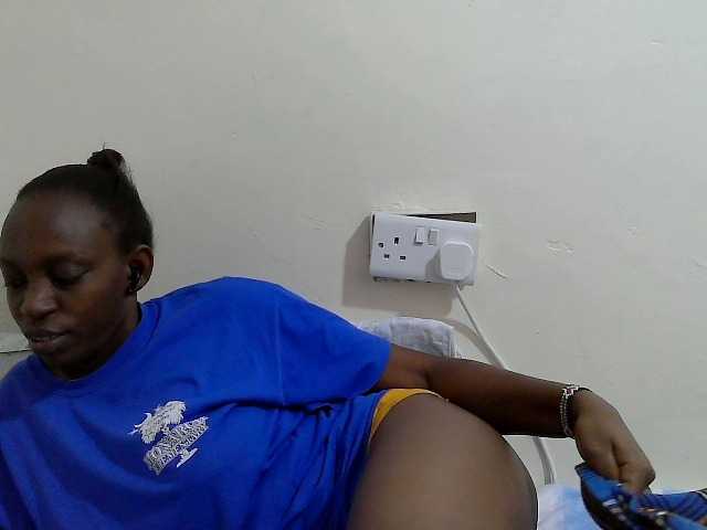 Anitah1 live cam on BongaCams