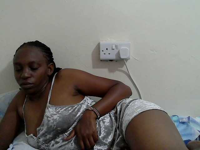 Anitah1 live cam on BongaCams