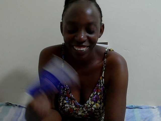 Anitah1 live cam on BongaCams