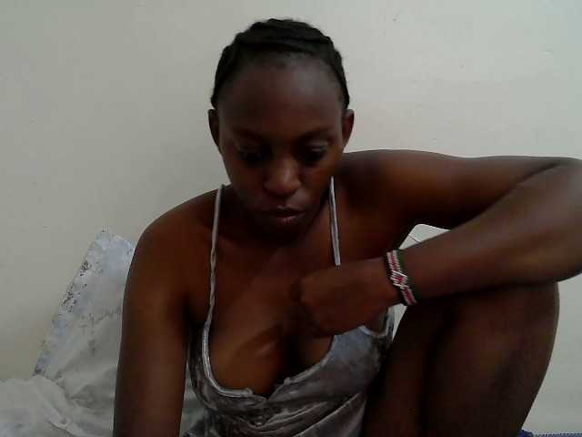 Anitah1 live cam on BongaCams