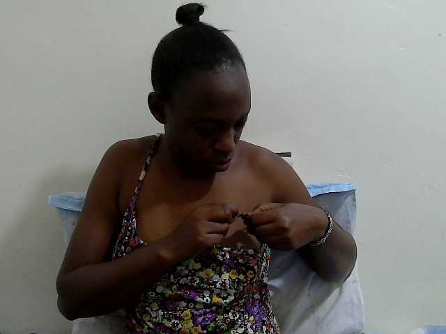 Anitah1 live cam on BongaCams