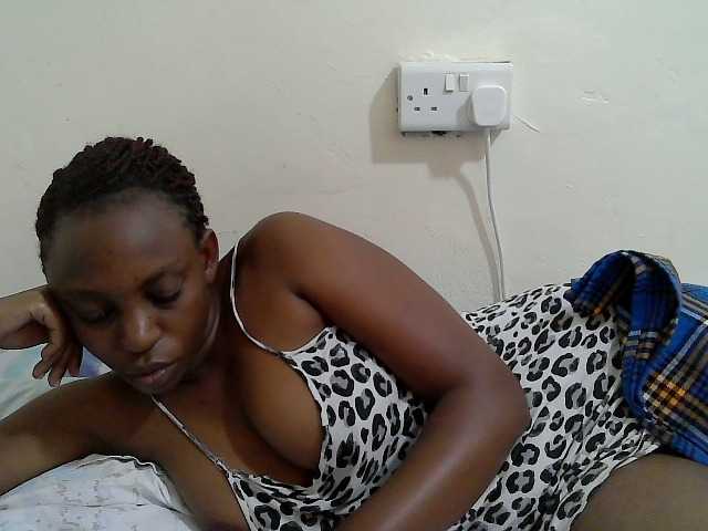 Anitah1 live cam on BongaCams