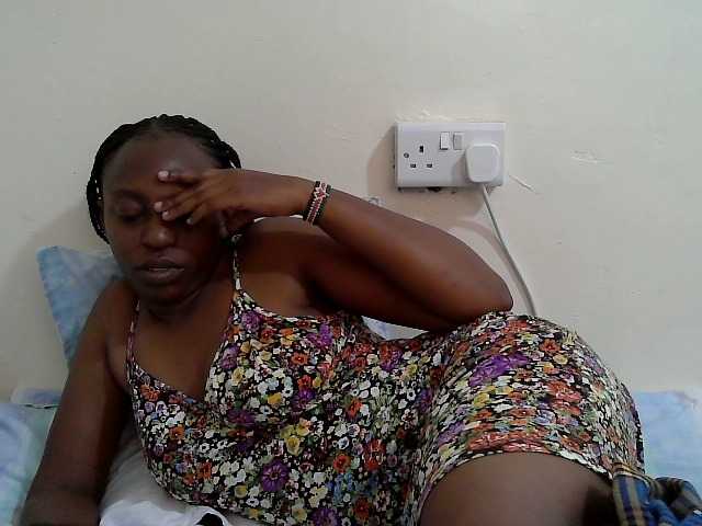 Anitah1 live cam on BongaCams