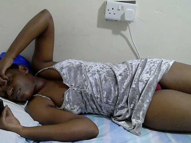 Anitah1 live cam on BongaCams