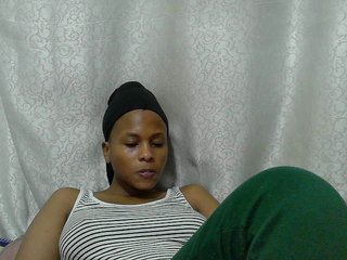 Caroldoly's Live Webcam