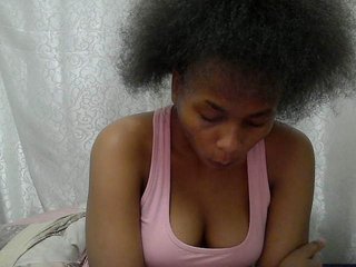 Caroldoly's Live Webcam