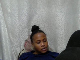 Caroldoly's Live Webcam