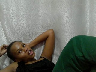 Caroldoly's Live Webcam