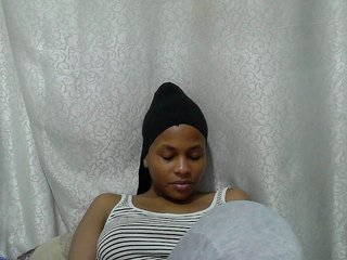 Caroldoly's Live Webcam