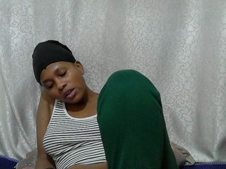 Caroldoly's Live Webcam
