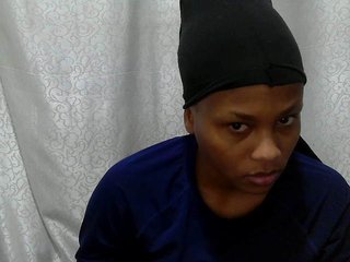 Caroldoly's Live Webcam