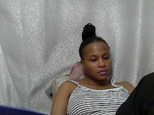 Caroldoly live cam on BongaCams