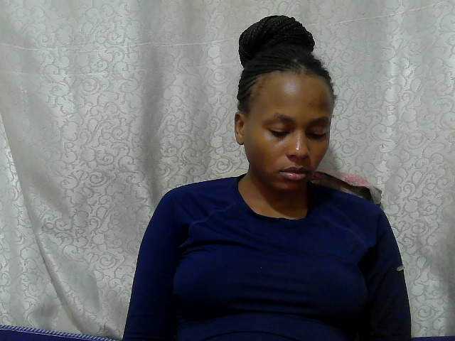 Caroldoly live cam on BongaCams