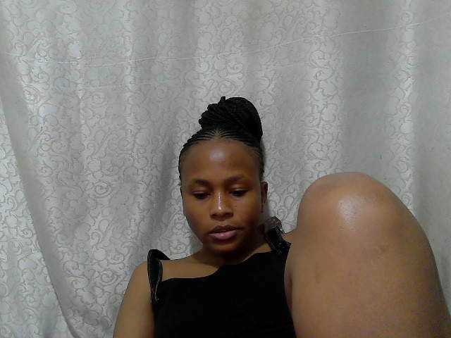 Caroldoly live cam on BongaCams