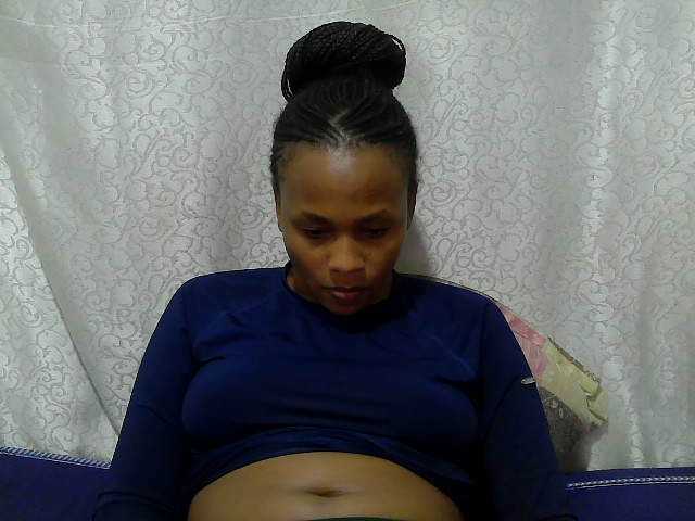 Caroldoly live cam on BongaCams