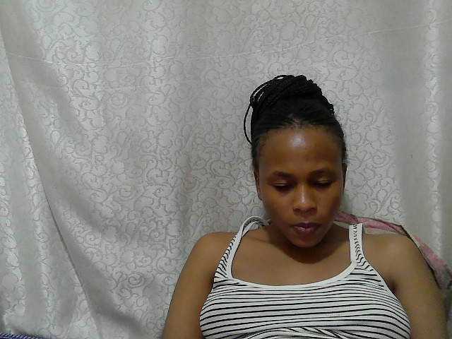 Caroldoly live cam on BongaCams