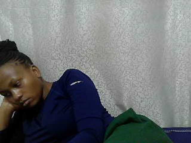 Caroldoly live cam on BongaCams