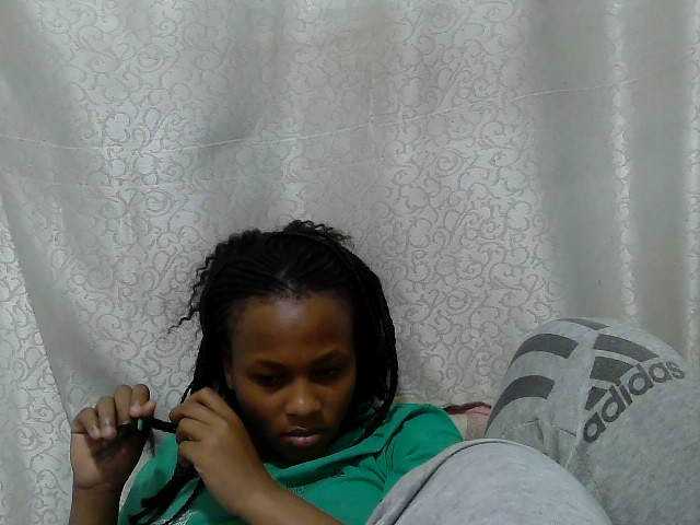 Caroldoly live cam on BongaCams