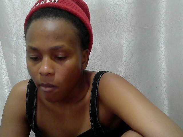Caroldoly live cam on BongaCams
