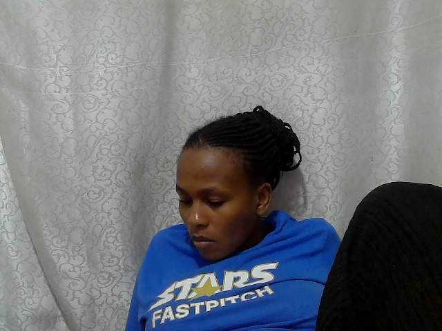 Caroldoly live cam on BongaCams