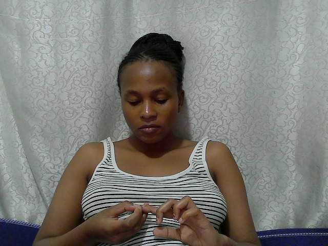 Caroldoly live cam on BongaCams