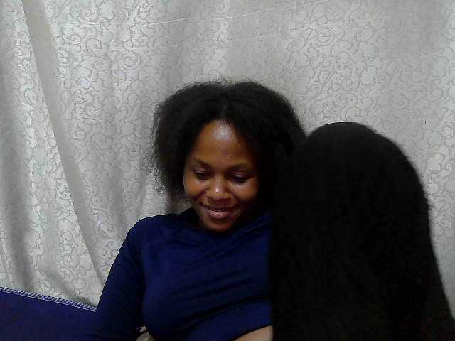 Caroldoly live cam on BongaCams