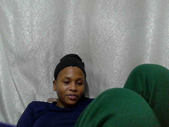 Caroldoly live cam on BongaCams