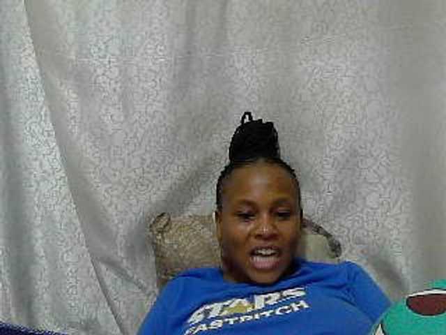 Caroldoly live webcam show