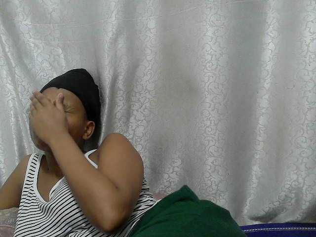 Caroldoly live cam on BongaCams