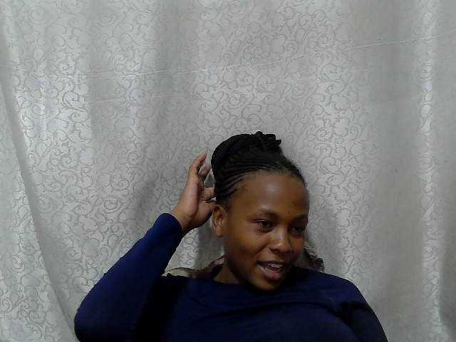 Caroldoly live cam on BongaCams
