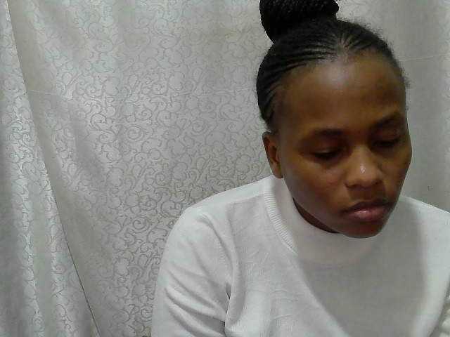 Caroldoly live cam on BongaCams