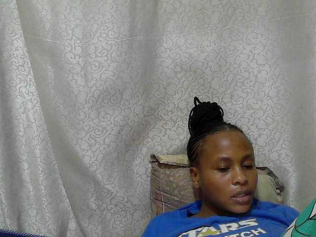 Caroldoly live cam on BongaCams