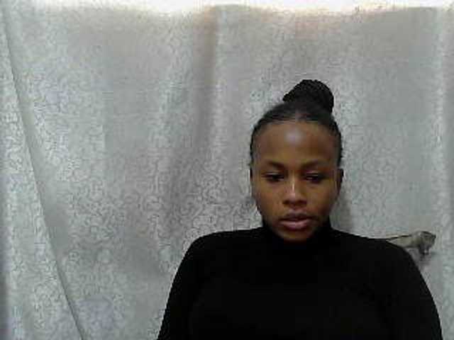 Caroldoly live cam on BongaCams