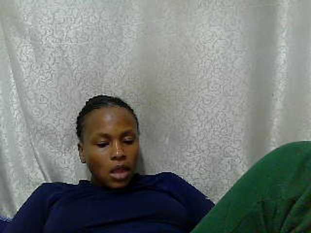Caroldoly live cam on BongaCams