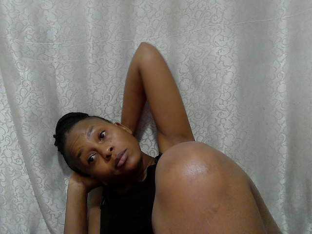 Caroldoly live webcam show