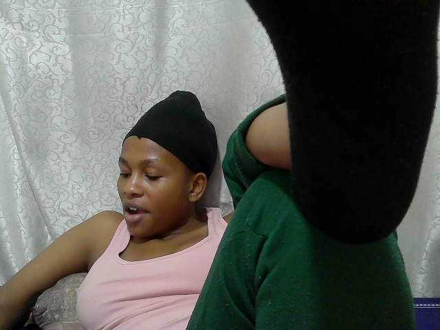 Caroldoly live cam on BongaCams