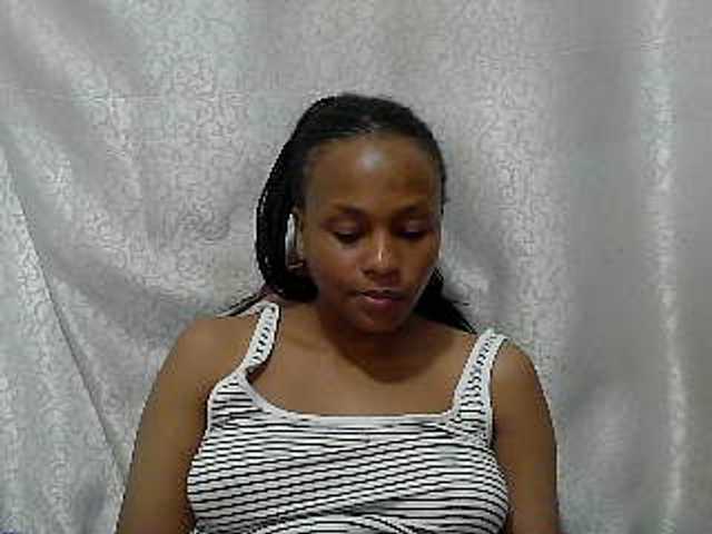 Caroldoly live cam on BongaCams