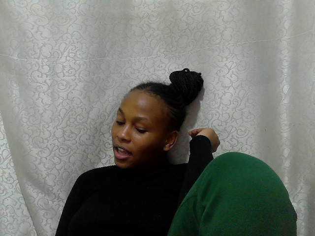 Caroldoly live cam on BongaCams