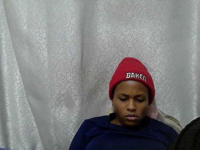 Caroldoly live cam on BongaCams