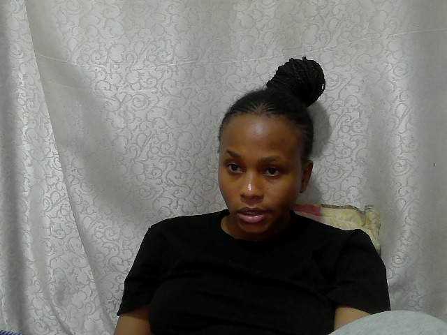 Caroldoly live cam on BongaCams