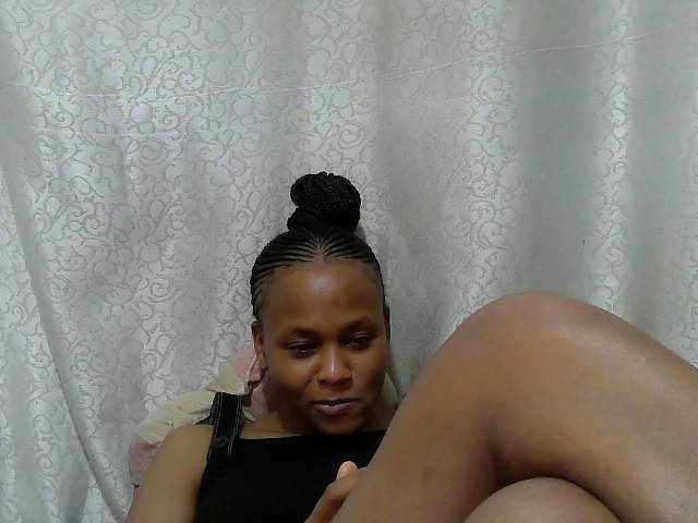 Caroldoly live webcam show