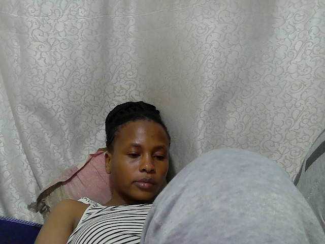 Caroldoly live cam on BongaCams