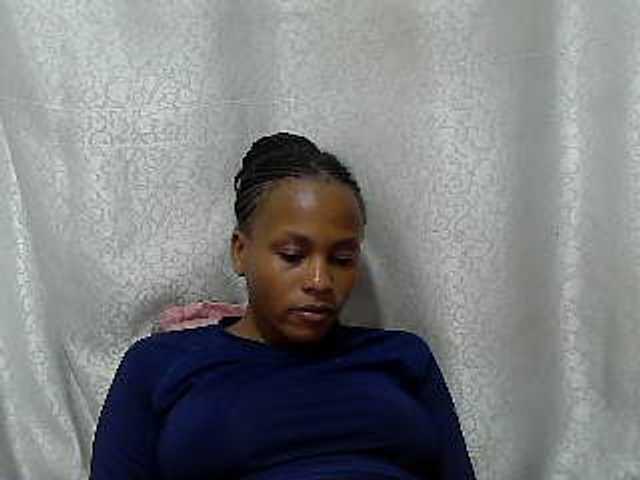Caroldoly live cam on BongaCams