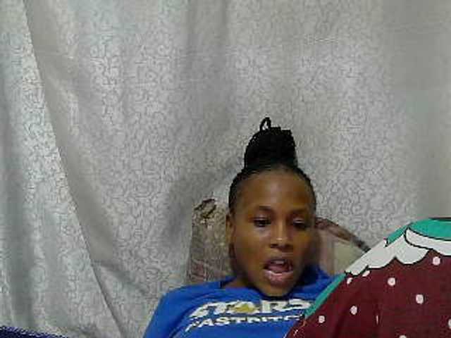 Caroldoly live webcam show